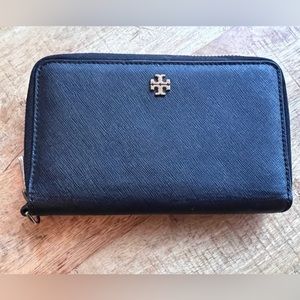 Tory Burch Emerson Leather Wallet